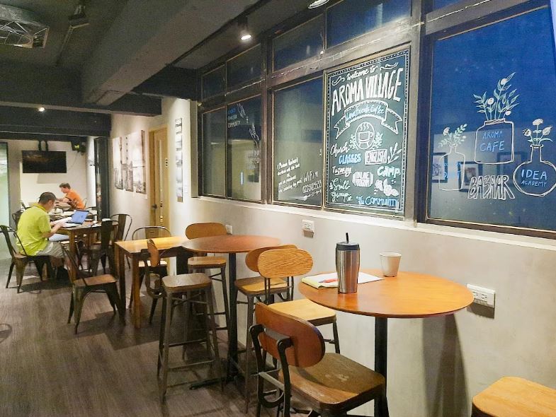 2-Aromacafe_0.jpg